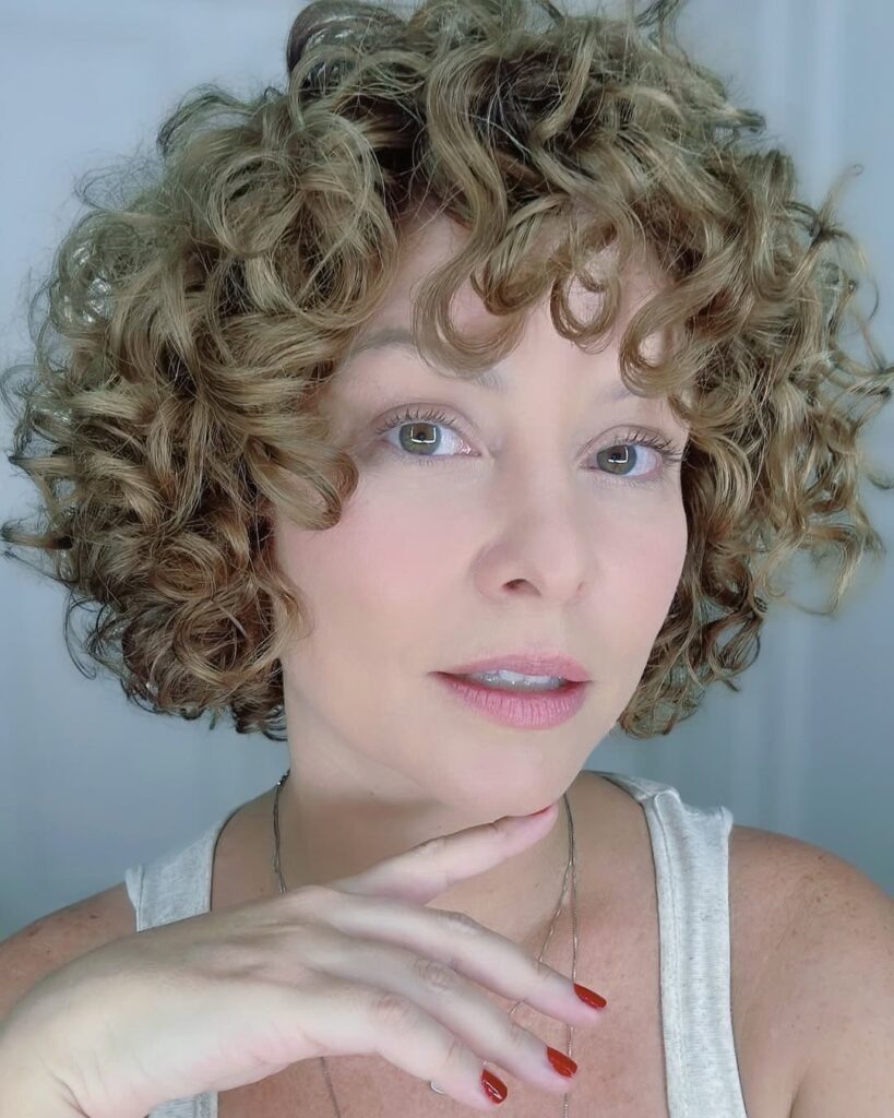 Bárbara Borges novo corte de cabelo curto