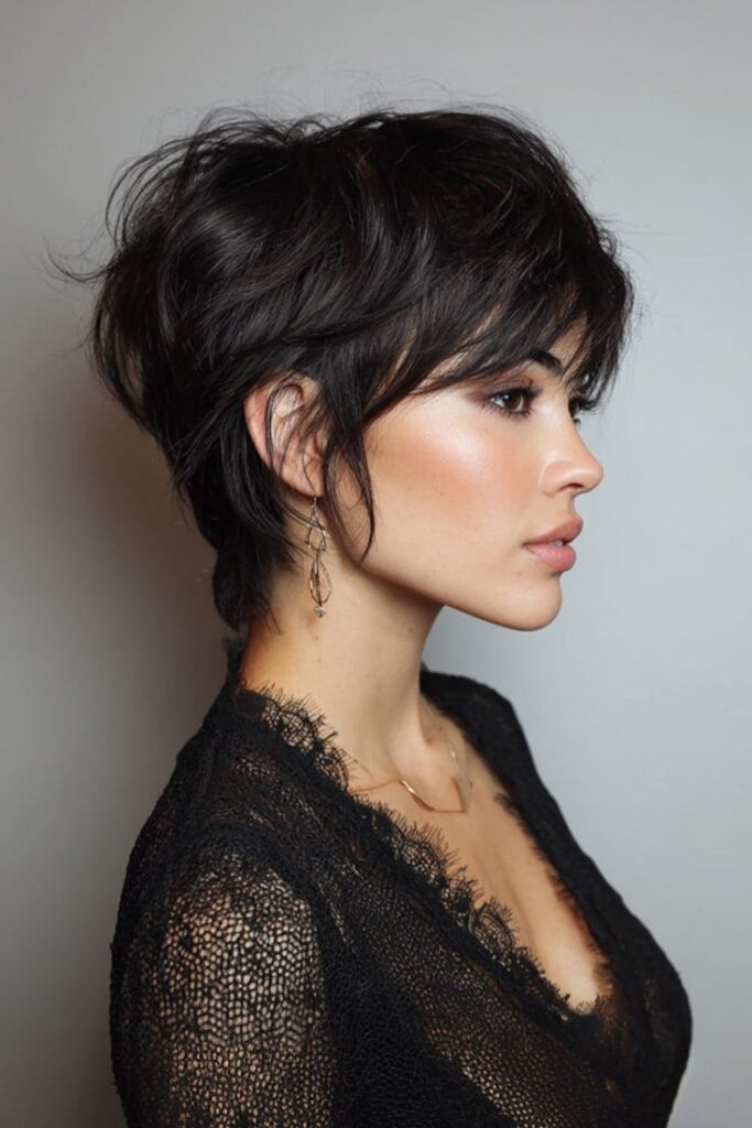 O curto desfiado cheio de movimento