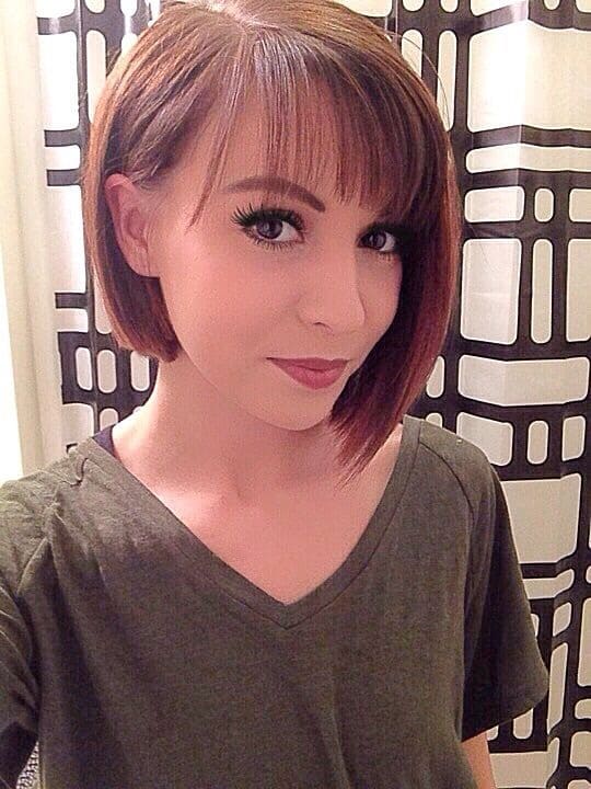 Cabelo curto com franjinha feminino